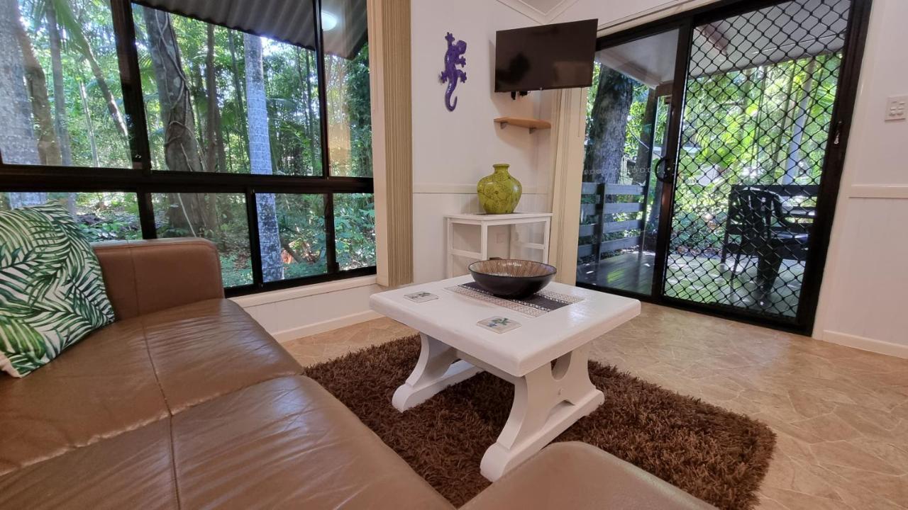 Boutique Bungalows Мишен-Бич Экстерьер фото