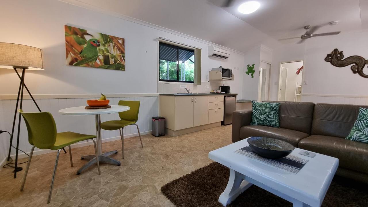 Boutique Bungalows Мишен-Бич Экстерьер фото