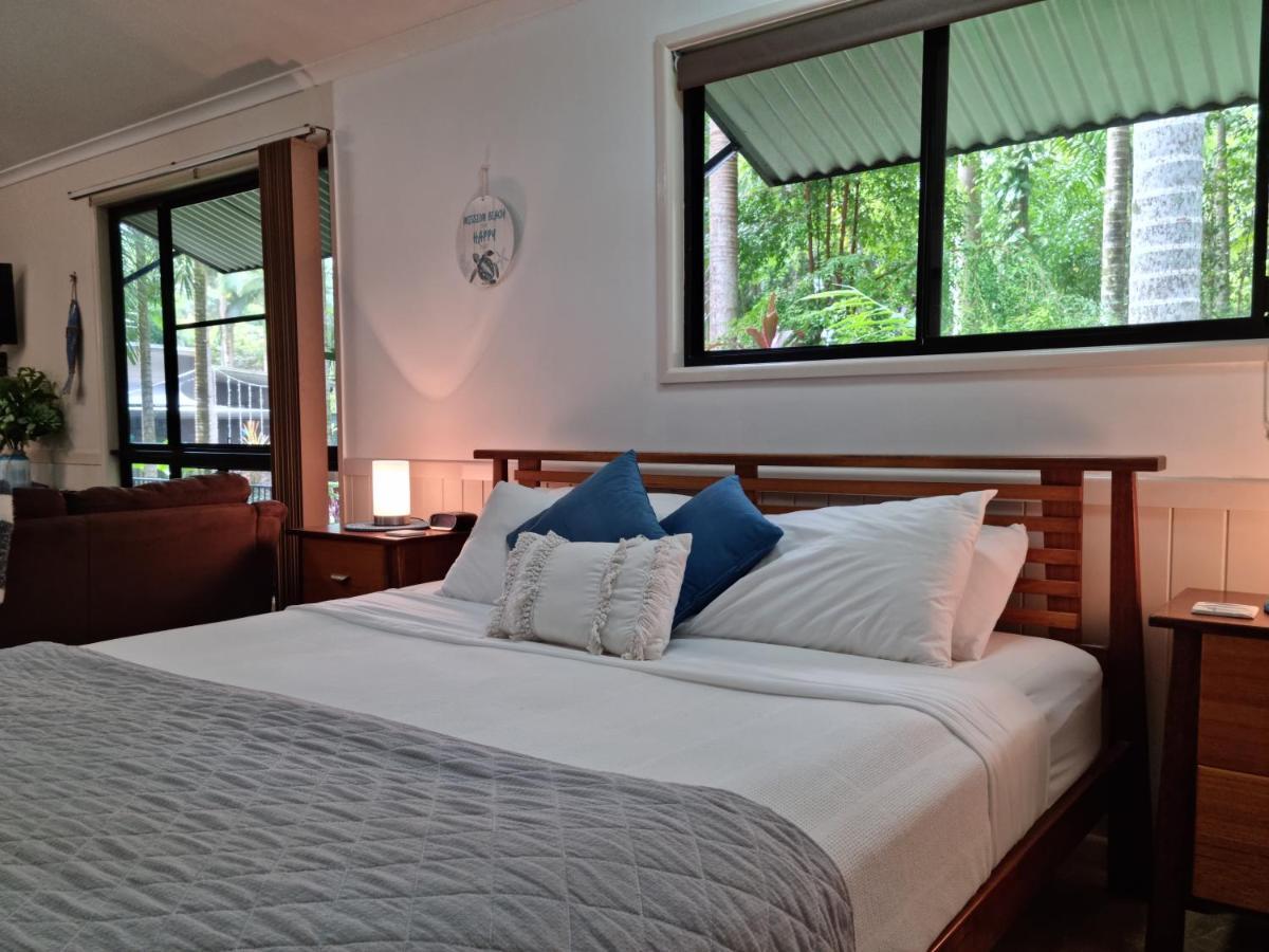 Boutique Bungalows Мишен-Бич Экстерьер фото